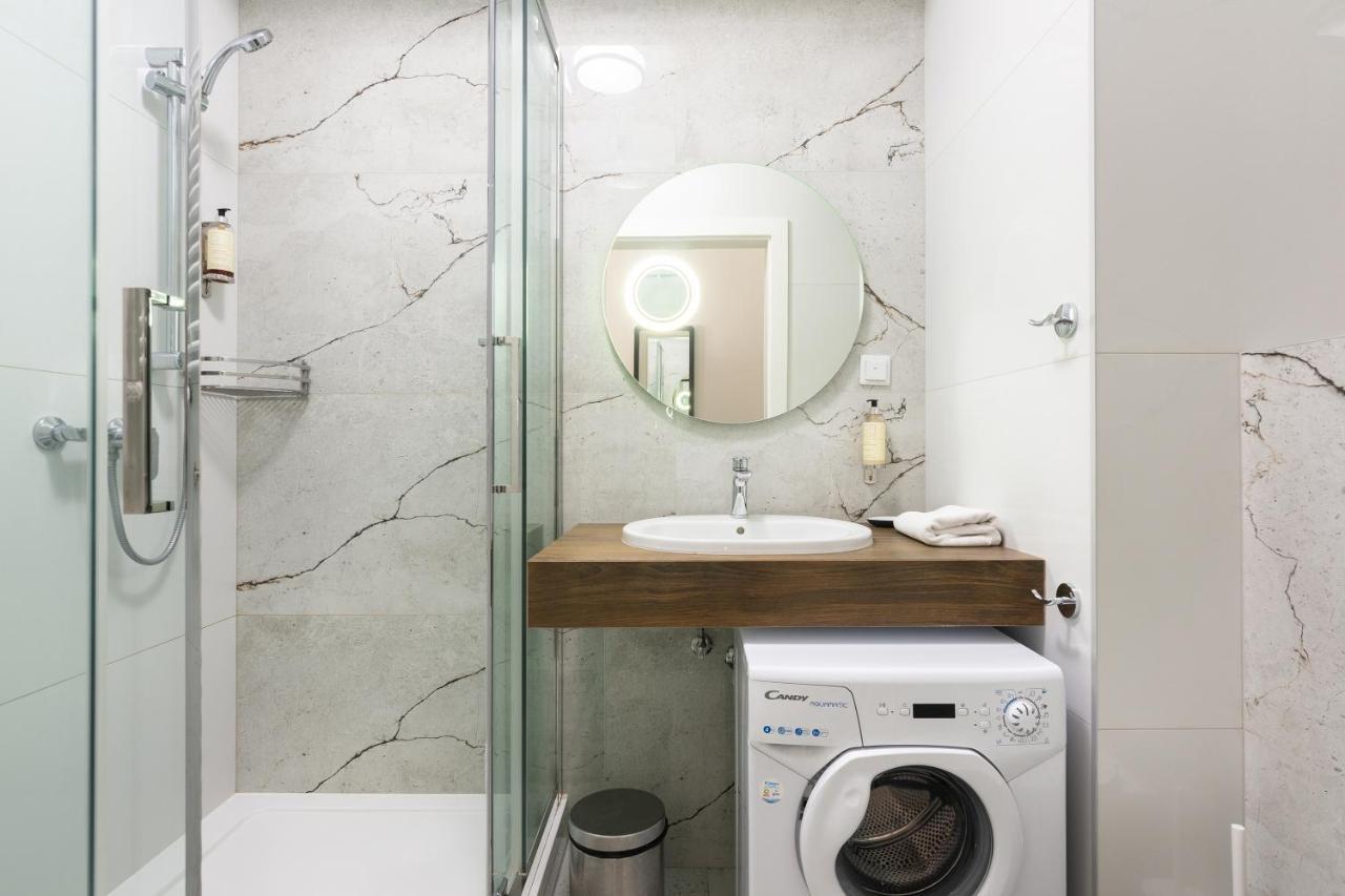 Old Town Rajska Street Apartment Krakow Ngoại thất bức ảnh